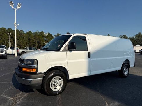 New 2025 Chevrolet Express 3500 Extended w/ Driver Convenience Package image 7