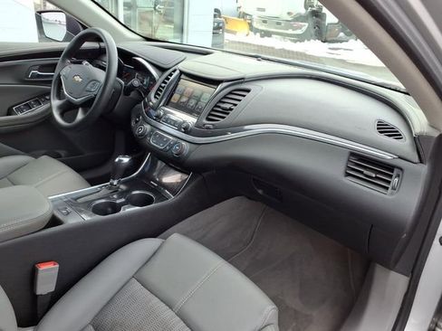 Used 2018 Chevrolet Impala LS image 21