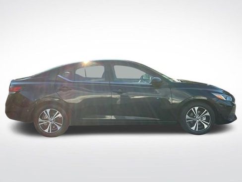 Used 2021 Nissan Sentra SV image 7
