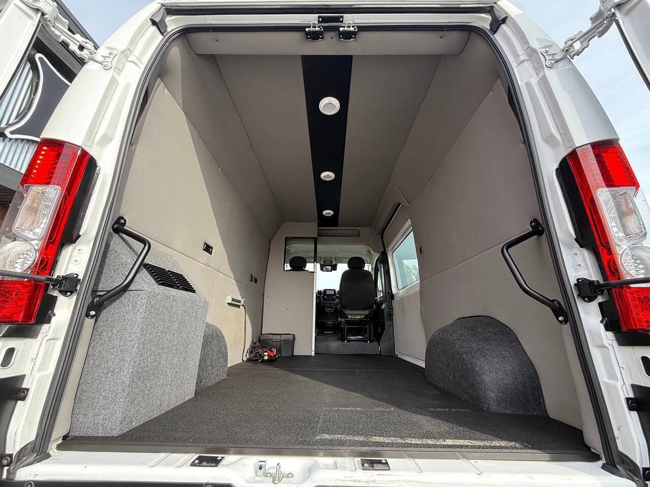 Used 2024 RAM ProMaster 1500 w/ Quick Order Package 22G SLT FWD image 18