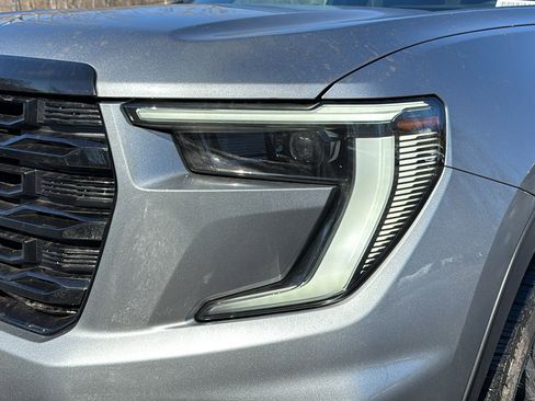 New 2026 GMC Acadia Elevation image 4