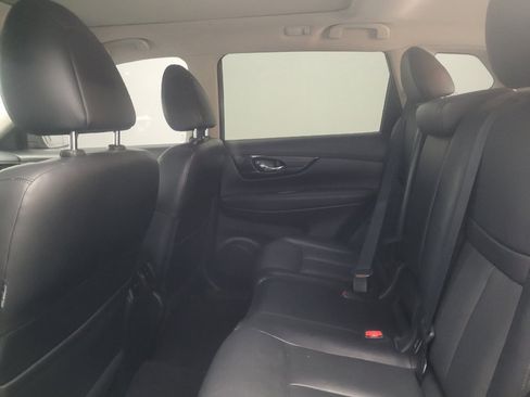 Used 2018 Nissan Rogue SL w/ Premium Package FWD image 18