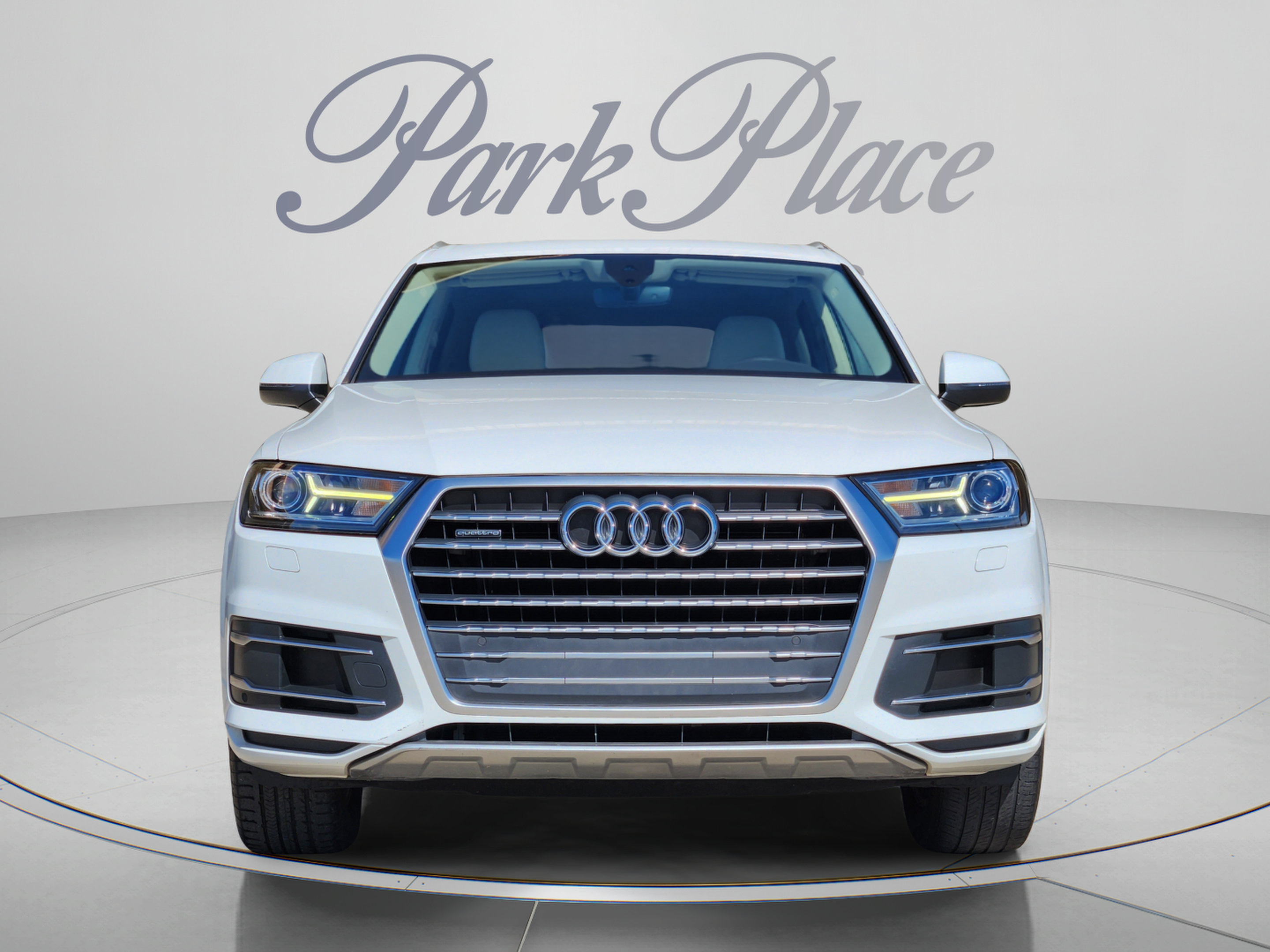 Used 2017 Audi Q7 2.0T Premium AWD/4WD image 9