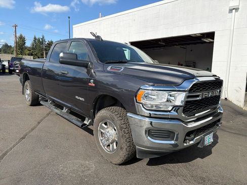 Used 2021 RAM 3500 Tradesman AWD/4WD image 3