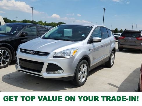 Used 2015 Ford Escape SE AWD/4WD image 1
