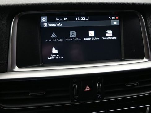 Used 2019 Kia Optima S image 19