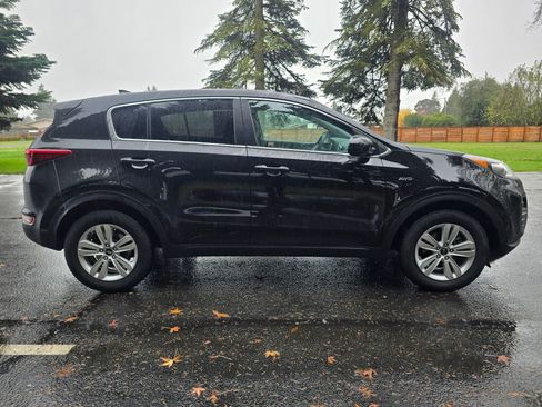Used 2018 Kia Sportage LX image 7