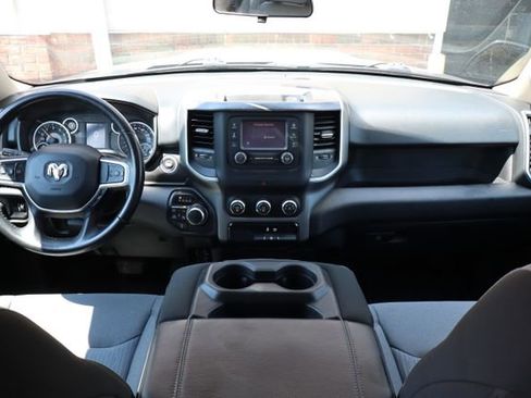 Used 2020 RAM 1500 Big Horn AWD/4WD image 41