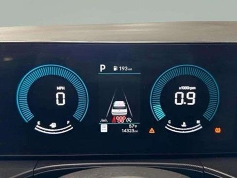 Used 2024 Hyundai Santa Fe SE image 36