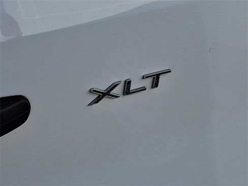 Used 2023 Ford Transit 350 XLT image 21