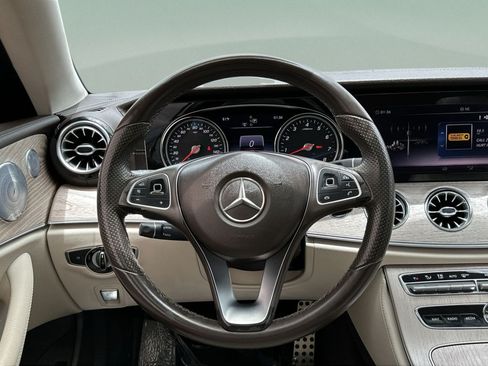 Used 2018 Mercedes-Benz E 400 Coupe image 32