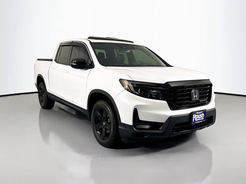 Certified 2023 Honda Ridgeline Black Edition image 3