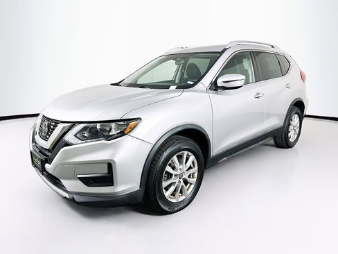 Used 2018 Nissan Rogue SV AWD/4WD image 3