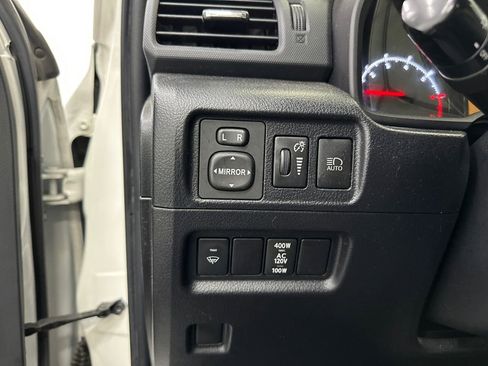 Used 2021 Toyota 4Runner SR5 Premium image 31