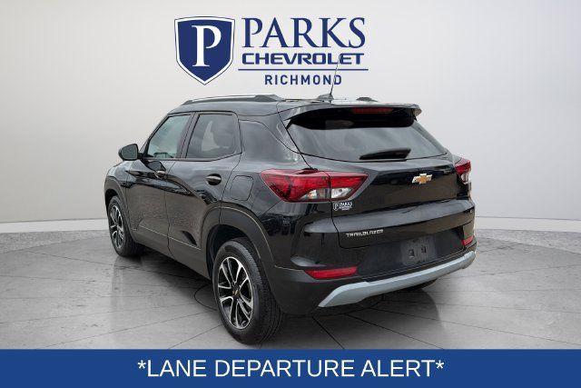 Used 2025 Chevrolet TrailBlazer LT FWD image 5