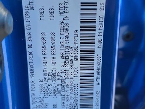 Used 2017 Toyota Tacoma Limited image 9