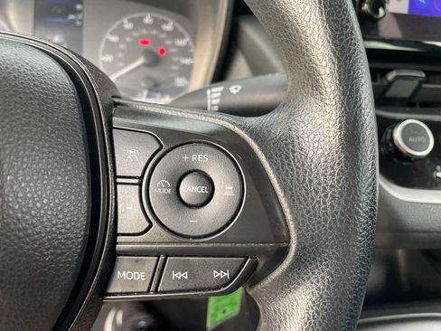 Used 2024 Toyota Corolla LE image 23