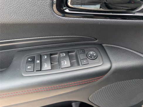 Used 2023 Dodge Durango R/T w/ Blacktop Package image 20