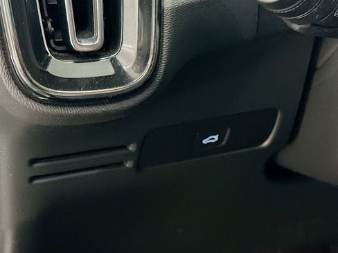 Used 2023 Volvo C40 P8 Recharge Plus w/ Climate Package AWD/4WD image 17