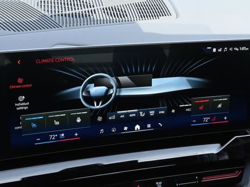 New 2026 BMW 530i w/ M Sport Package RWD image 18
