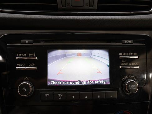 Used 2017 Nissan Rogue Sport S w/ S Appearance Package image 20