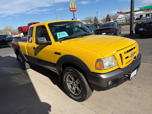 Used 2006 Ford Ranger XLT AWD/4WD image 4