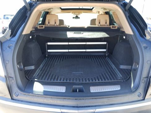 Used 2017 Cadillac XT5 Platinum w/ Driver Assist Package image 14