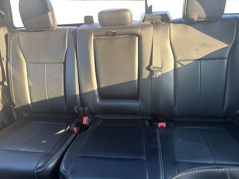 Used 2018 Ford F150 Lariat image 17