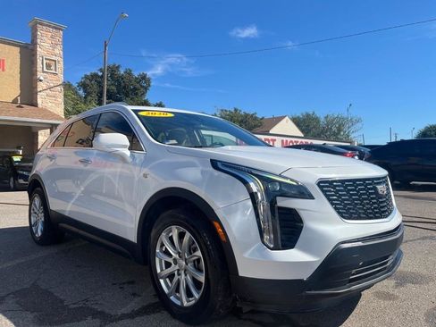 Used 2020 Cadillac XT4 Luxury FWD image 3