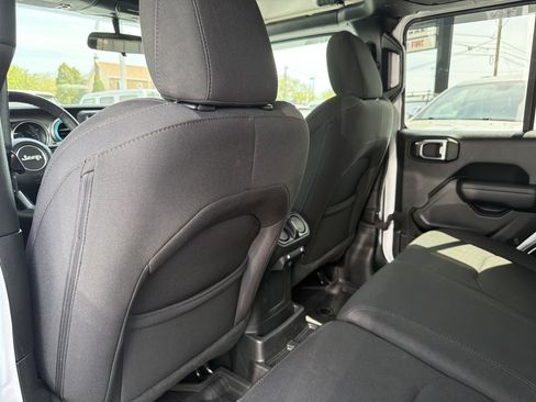 Used 2023 Jeep Wrangler Unlimited w/ Cold Weather Group AWD/4WD image 13