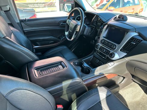 Used 2015 GMC Yukon SLT image 15