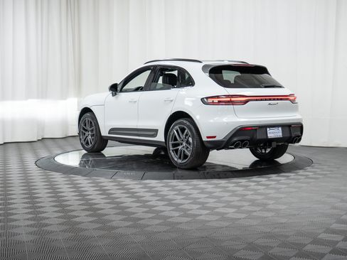 New 2026 Porsche Macan Turbo AWD/4WD image 32