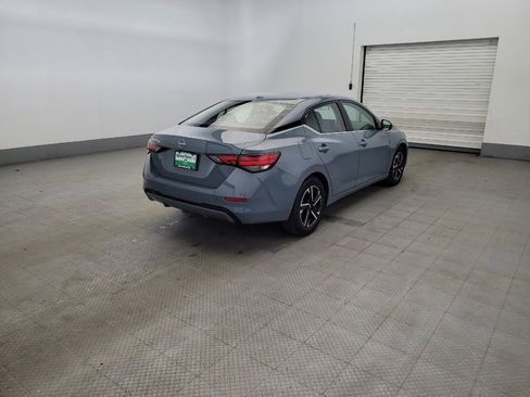Used 2025 Nissan Sentra SV FWD image 9
