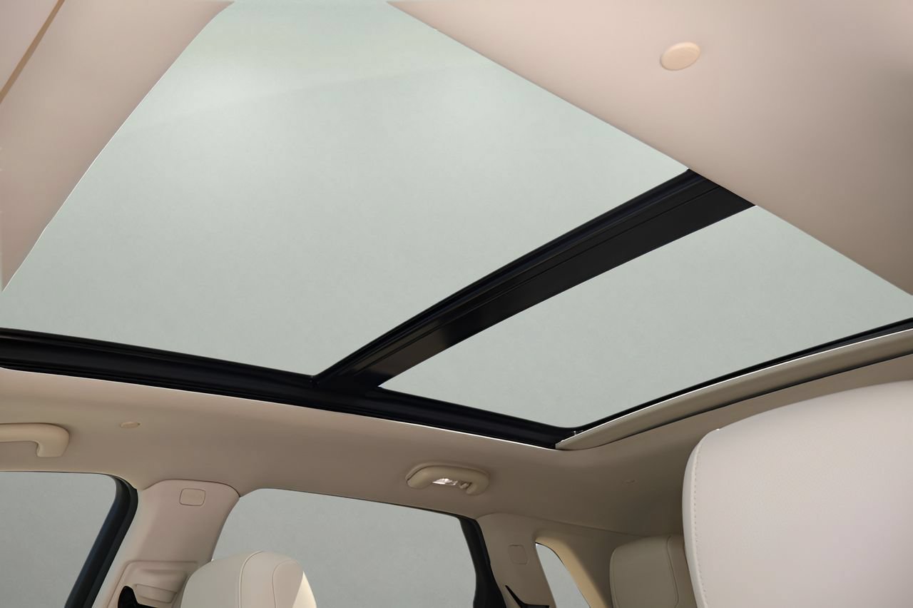 Certified 2026 Cadillac XT5 Premium Luxury FWD image 27