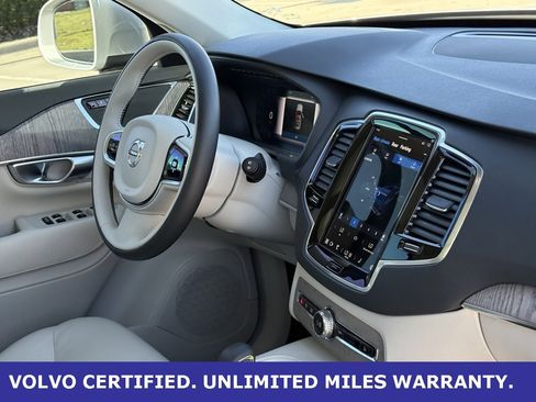 Certified 2024 Volvo XC90 B5 Plus w/ Protection Package Premier image 30