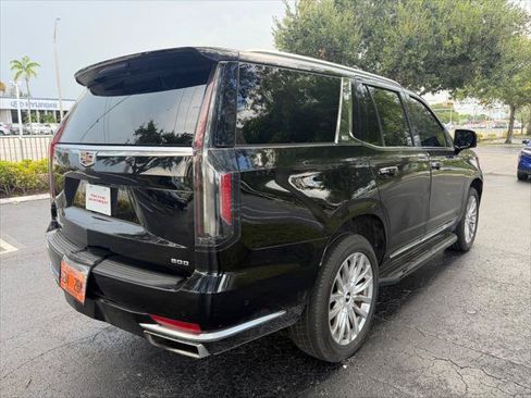 Used 2023 Cadillac Escalade Premium Luxury w/ Performance Package AWD/4WD image 7