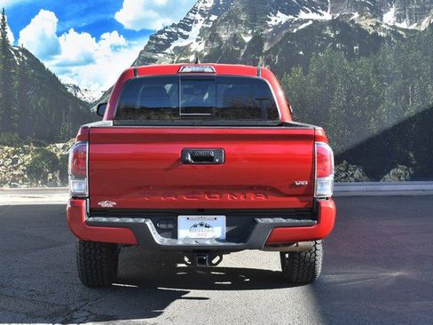 Used 2023 Toyota Tacoma TRD Sport image 10