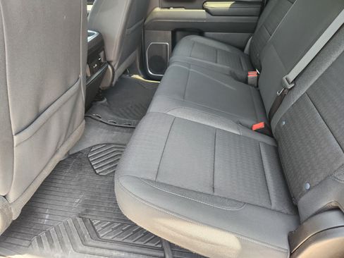 Used 2024 Chevrolet Silverado 2500 LT AWD/4WD image 30