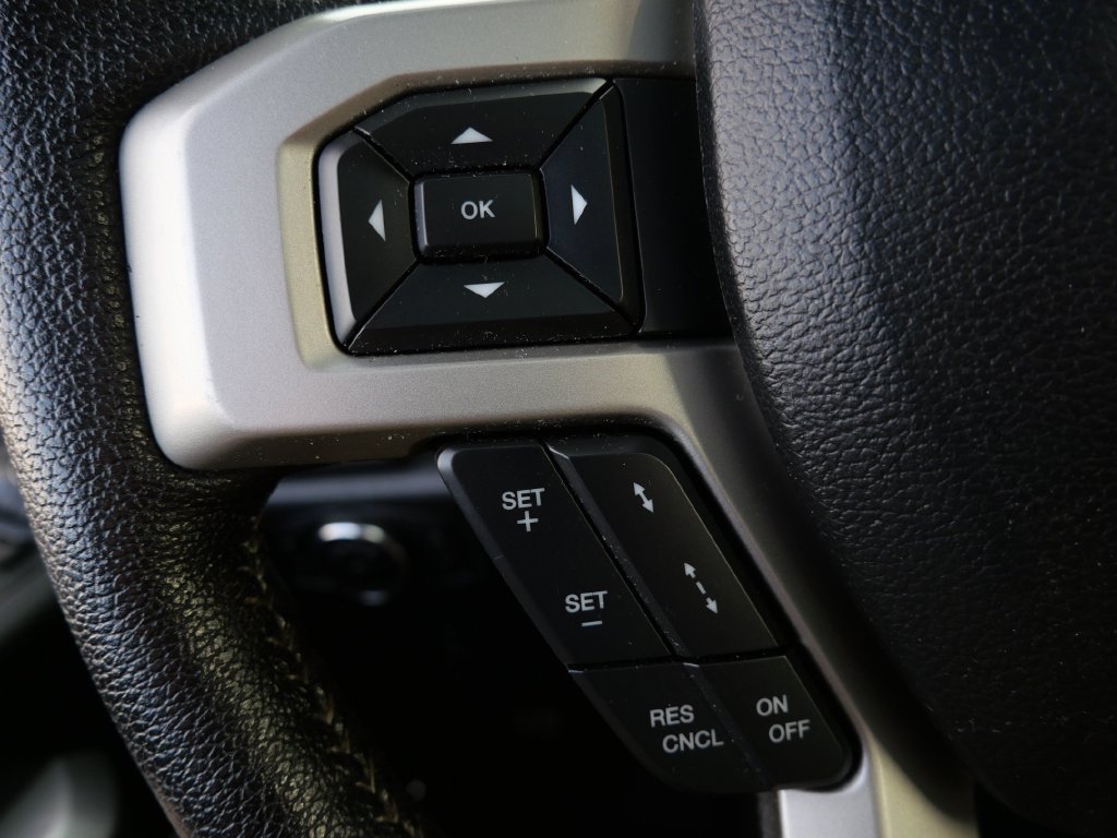 Used 2015 Ford F150 Lariat w/ Equipment Group 502A Luxury AWD/4WD image 20