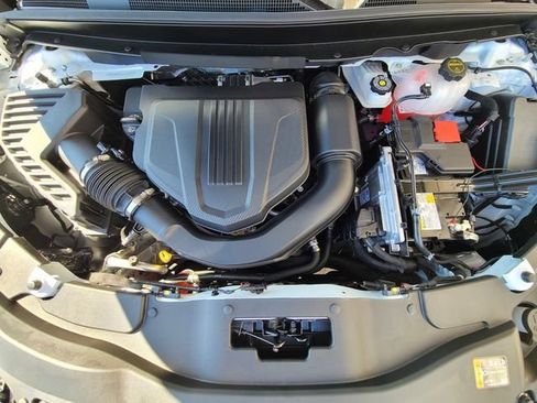 New 2026 Chevrolet Traverse LT w/ Driver Confidence Package FWD image 37