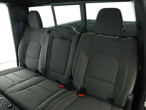 Used 2023 RAM 1500 Big Horn AWD/4WD image 5