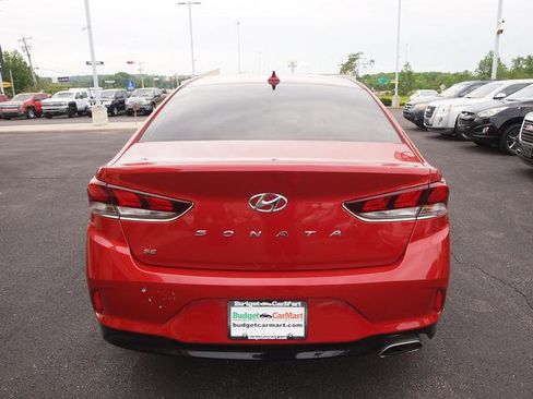 Used 2019 Hyundai Sonata SE w/ Cargo Package FWD image 2
