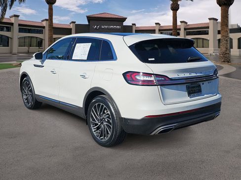 Used 2020 Lincoln Nautilus Reserve image 6