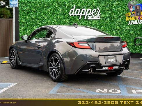 Used 2022 Toyota GR86 w/ ALL Weather Mat Package (TMS) RWD image 8