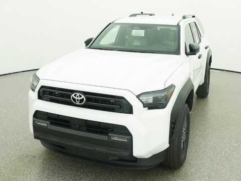 New 2026 Toyota 4Runner SR5 AWD/4WD image 14