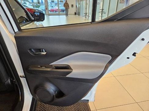 Certified 2023 Nissan Kicks SR w/ SR Premium Package image 29