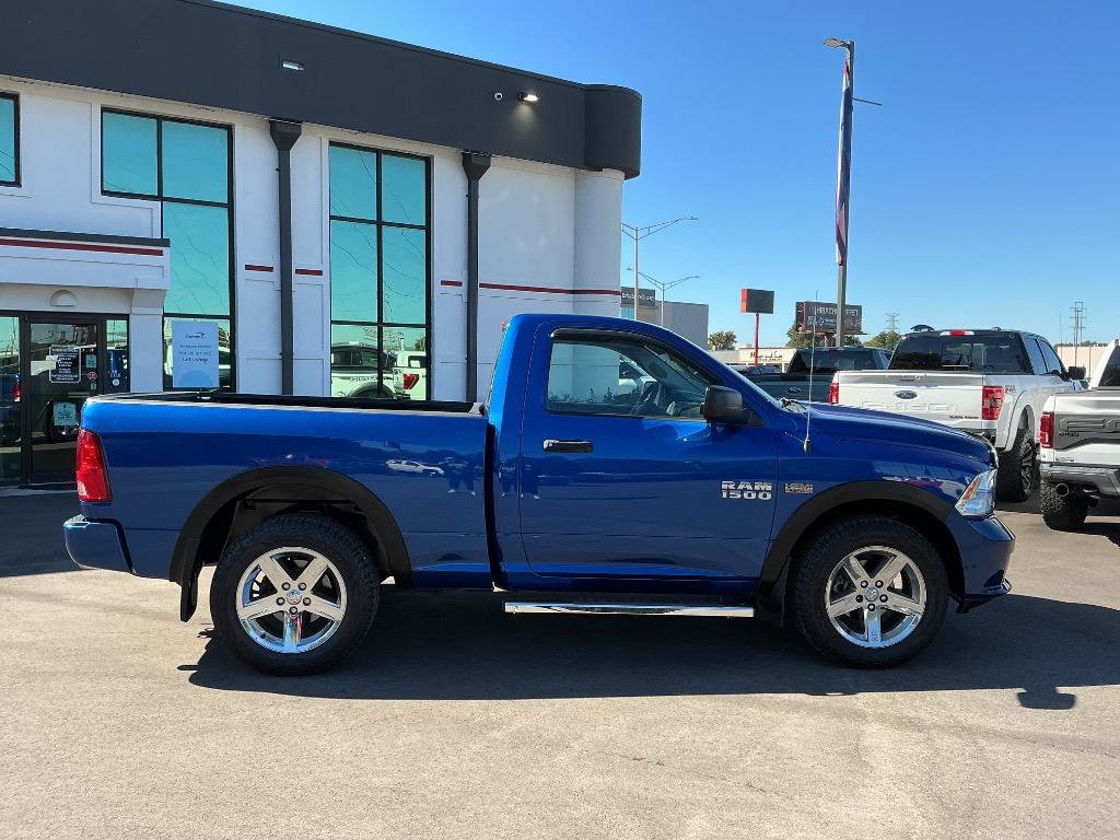 Used 2016 RAM 1500 Express w/ Popular Equipment Group AWD/4WD image 8