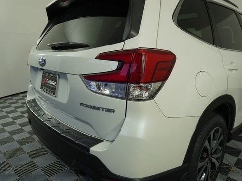 Used 2020 Subaru Forester Limited image 13