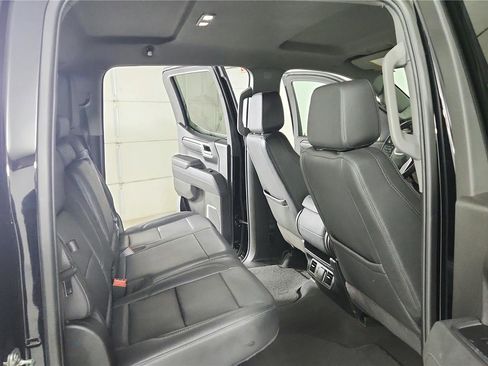 Used 2025 GMC Sierra 1500 SLT image 22