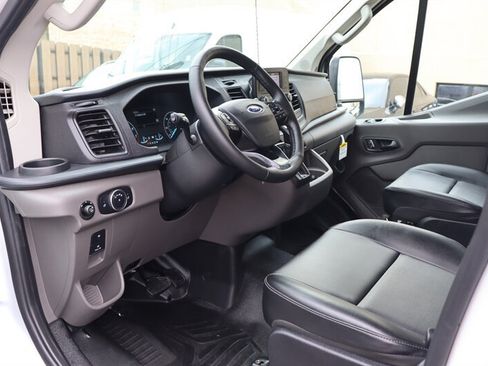 Used 2025 Ford Transit 150 Low Roof RWD image 13